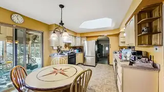 317 Hillandale Avenue Kitchen