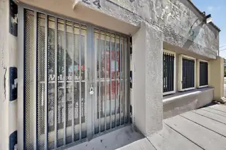 424 Isleta Boulevard SW 