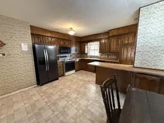 3316 Pershing Avenue SE Kitchen