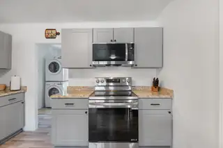 1201 High Street SE Kitchen