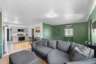 1201 High Street SE Living Room