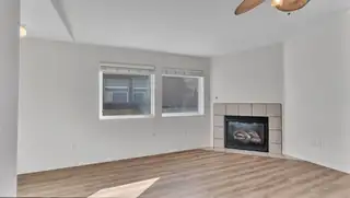 11204 Vistazo Place SE Living Room