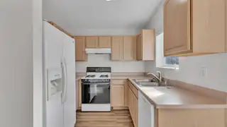 11204 Vistazo Place SE Kitchen