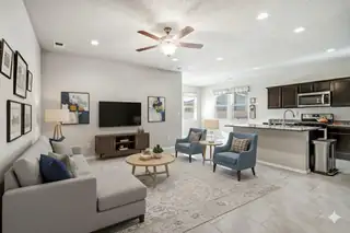 4142 Summit Park Road NE Living Room