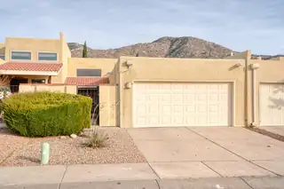 9 Pheasant Hill Drive NE, Albuquerque