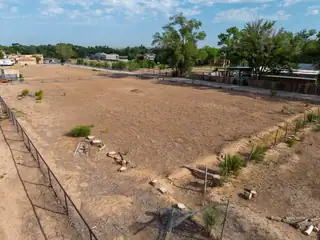 808 Camino Del Prado NW 