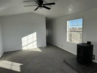 5 Nevada Court Living Room