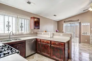 463 Sunrise West Drive SW Kitchen