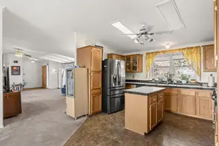 32 Cedar Hill Lane Kitchen