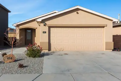 456 Chafey Drive SW, Los Lunas, NM 87031 