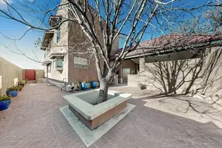 1711-G El Camino Real Street Exterior Other