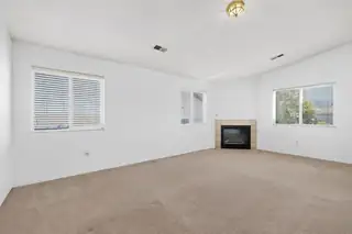 612 Glacier Bay Place SE Kitchen