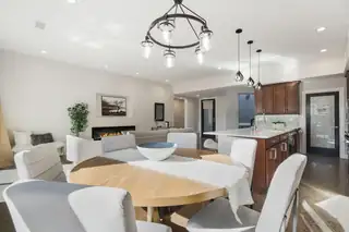 1011 C De Baca Lane Dining Room