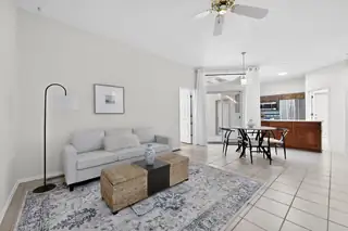 8420 N Sonoma Valley Road NE Kitchen