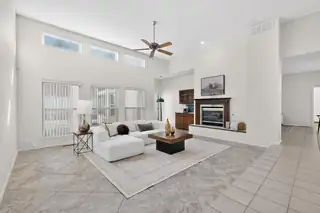 8420 N Sonoma Valley Road NE Kitchen