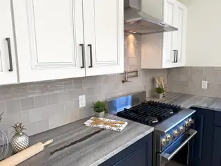 2932 Floral Road NW Kitchen