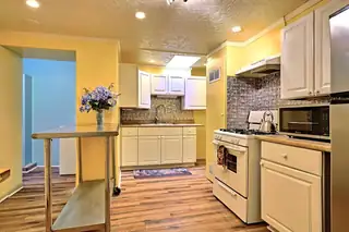 1508 Edith Street NE 2 