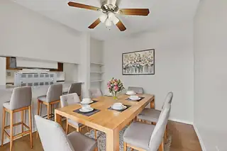 3841 Montgomery Boulevard NE APT 835 Living Room