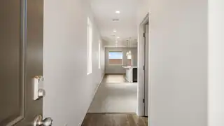 3329 Dijamant Loop SE View