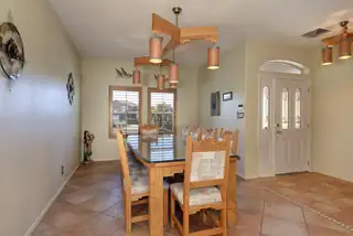 5600 Fulton Court NE Dining Room