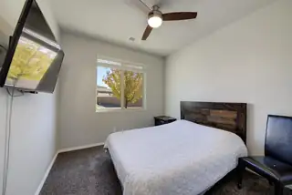 1035 Grace Court NE Bedroom