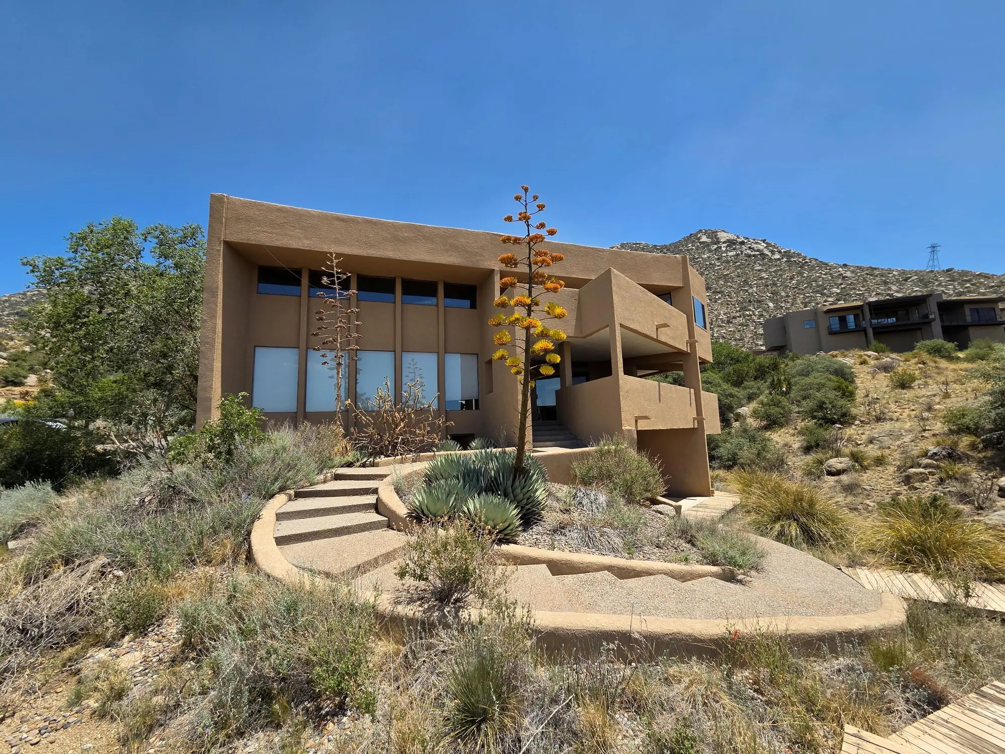 34 Sandia Heights Drive NE