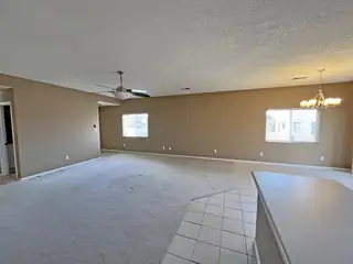 1501 Vista Monte Drive NE Living Room