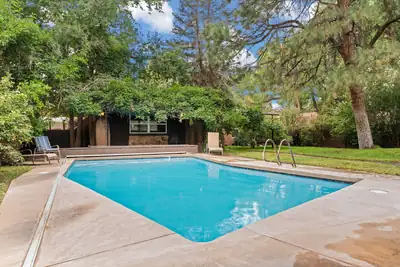 1504 N Lucyle Place NW, Albuquerque, NM 87114 