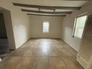 1155 Calle San Lorenzo 