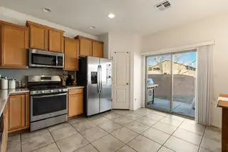 2989 Wilder Loop NE Kitchen
