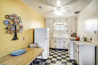 2930 Jefferson Street NE Kitchen