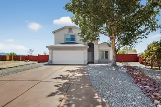 43 Violeta Place, Los Lunas