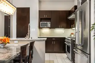 5763 University Boulevard SE Kitchen