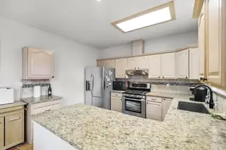 6440 Hoochaneetsa Boulevard Kitchen