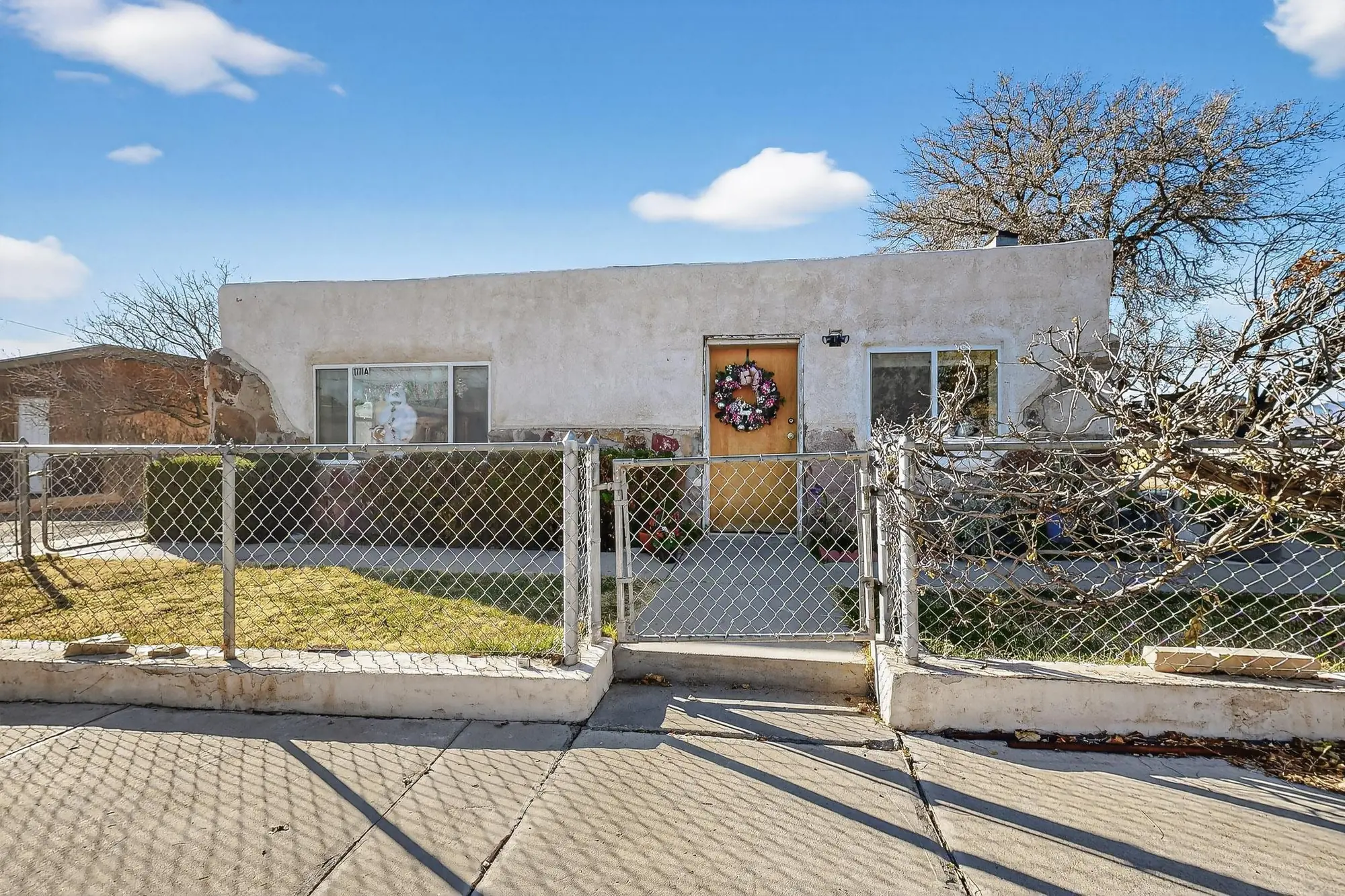 1711 A-D El Camino Real Street