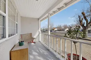 709 Carlisle Boulevard NE Patio