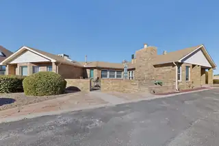 1323 Crestview Drive SW, Los Lunas