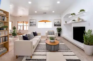 10315 Pintura Place NW Living Room