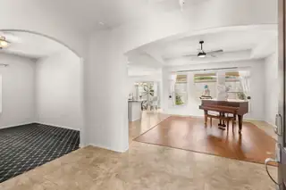 2629 La Luz Circle NE Living Room