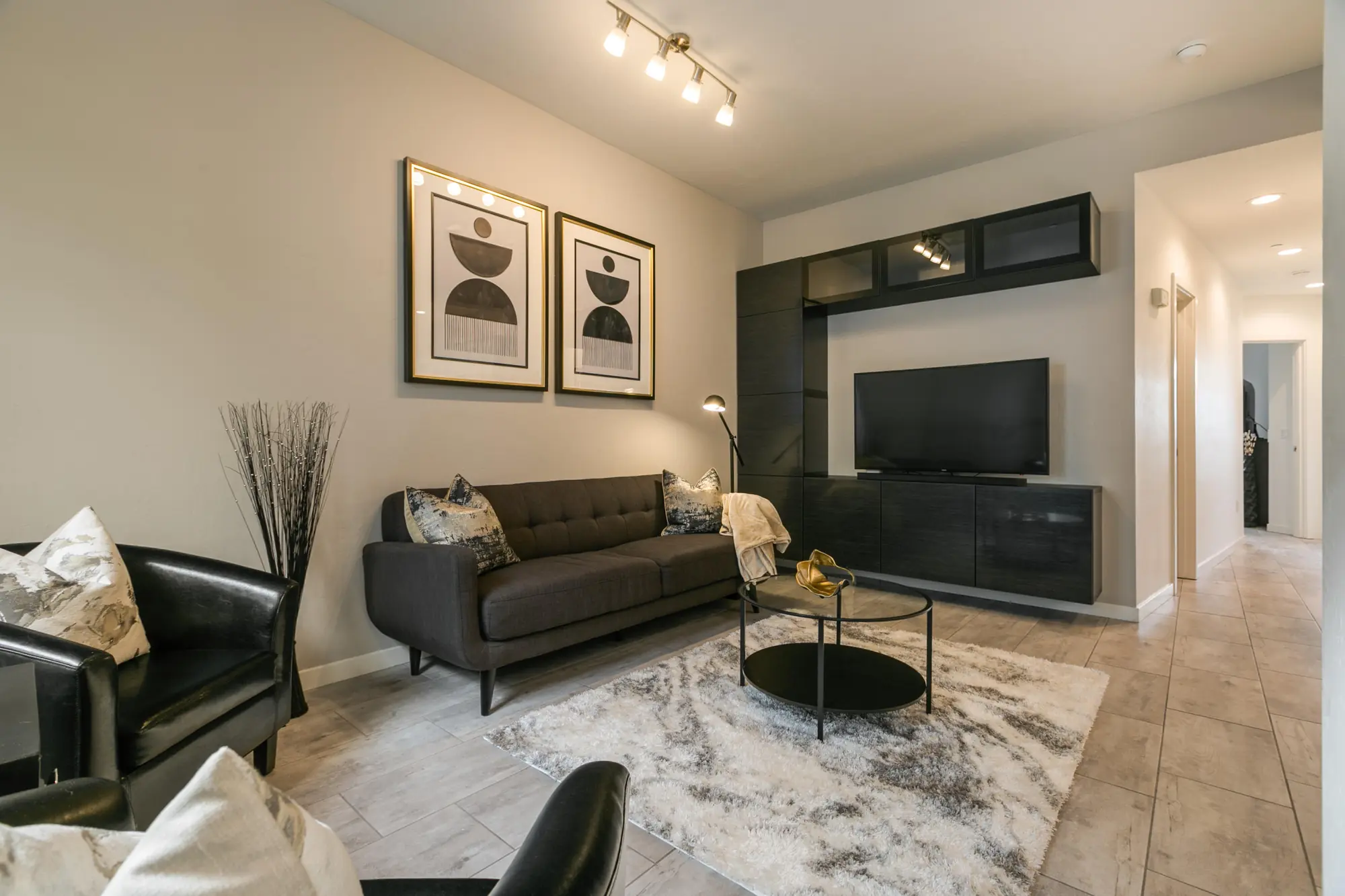 3600 Central Avenue SE 210