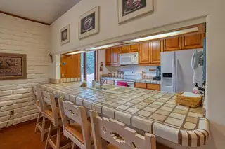 3 Tres Hermanos Road Kitchen