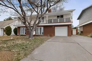 1620 Moon Street NE Exterior Front