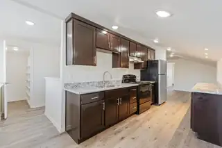 208 13th Street NW C 