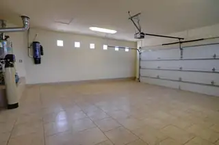 280 Angel Road Garage