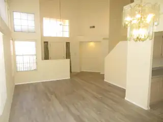 2111 Corte del Caballo NW 