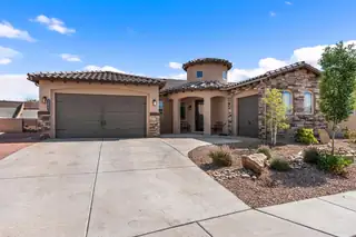 5625 Pikes Peak Loop NE, Rio Rancho
