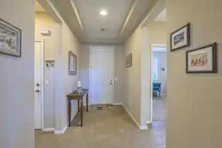 2331 Komatke Trail NW Living Room