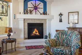 9231 Falls Creek Trail NW Living Room