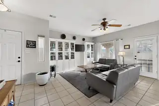 5024 Mirador Drive NW Living Room