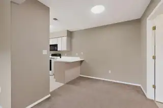 4801 Irving Boulevard NW UNIT 2902 Kitchen